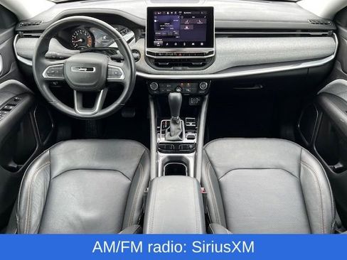 Used 2022 Jeep Compass Latitude image 17