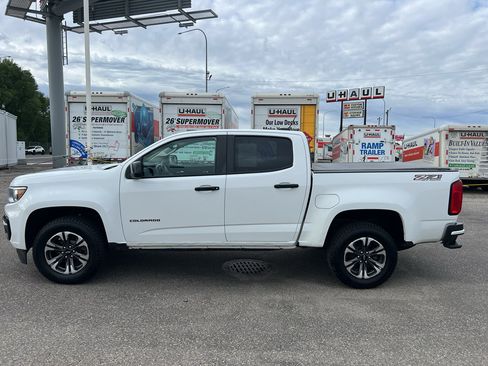 Used 2022 Chevrolet Colorado Z71 w/ Safety Package AWD/4WD image 2