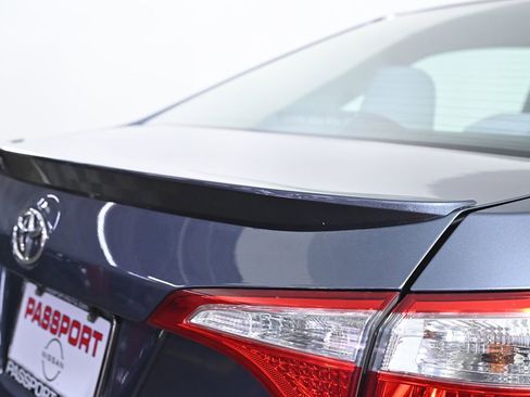 Used 2014 Toyota Corolla LE image 10
