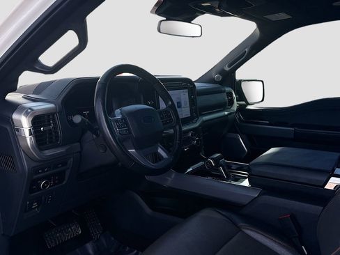 Used 2024 Ford F150 Lariat w/ Equipment Group 502A High image 9