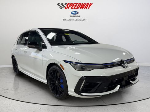 New 2026 Volkswagen Golf image 2