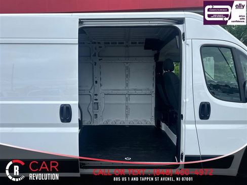 Used 2023 RAM ProMaster 2500 FWD image 8