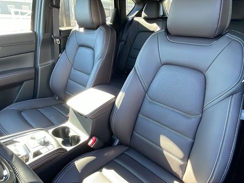 New 2025 MAZDA CX-5 Signature image 15