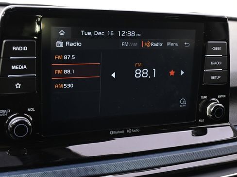 Used 2023 Kia Seltos S image 28