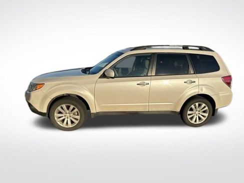 Used 2013 Subaru Forester 2.5X Premium image 9