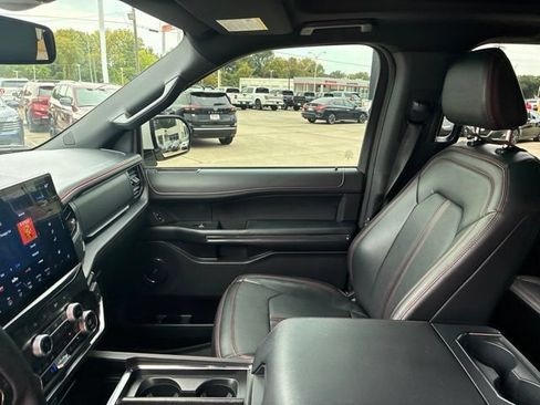 Used 2023 Ford Expedition Limited RWD image 16
