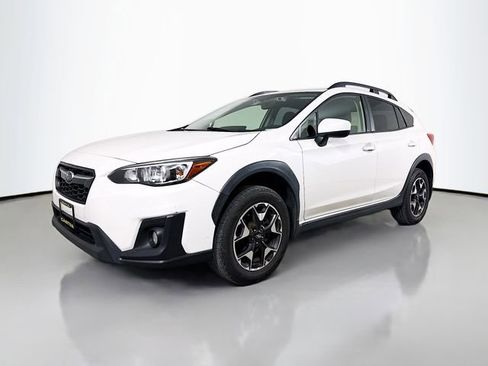 Used 2020 Subaru Crosstrek 2.0i Premium w/ Moonroof Package 2 image 1