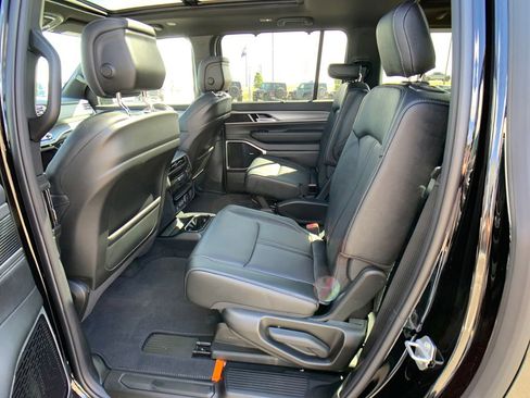 New 2026 Jeep Grand Wagoneer L Limited AWD/4WD image 25