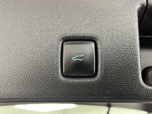 Used 2024 Ford Escape ST-Line w/ Tech Pack #1 AWD/4WD image 28