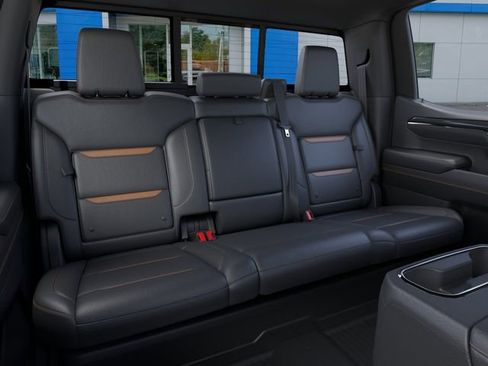 New 2026 GMC Sierra 1500 AT4 w/ Technology Package AWD/4WD image 17