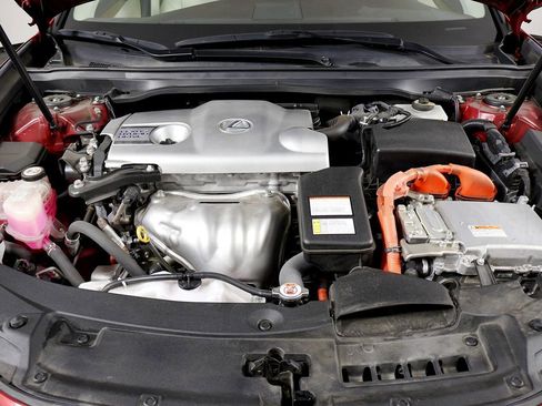 Used 2018 Lexus ES 300h w/ Luxury Package image 65