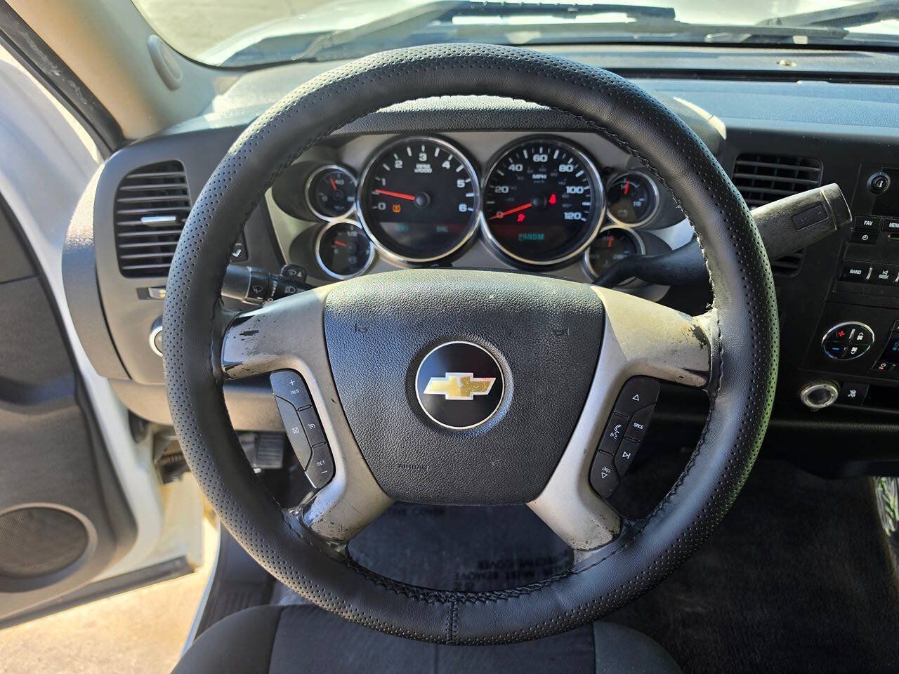 Used 2011 Chevrolet Silverado 1500 LT w/ All-Star Edition RWD image 31