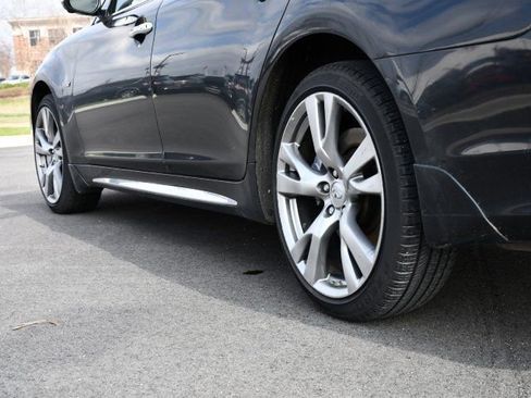 Used 2016 INFINITI Q70 L 3.7 w/ Deluxe Touring Package image 9