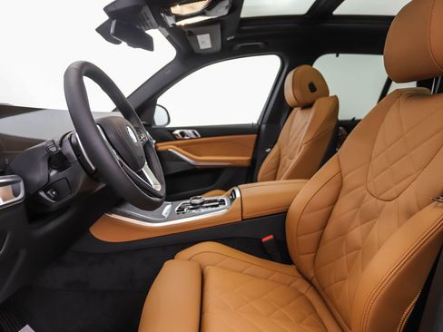 Used 2026 BMW X5 xDrive50e w/ Executive Package image 11