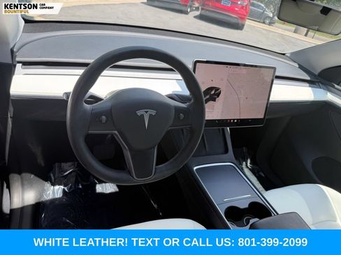 Used 2023 Tesla Model Y Long Range AWD/4WD image 26