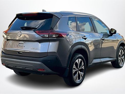 Used 2023 Nissan Rogue SV image 5