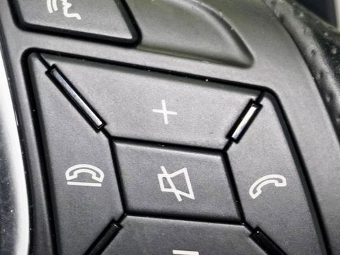 Used 2014 Mercedes-Benz CLA 250 4MATIC image 34