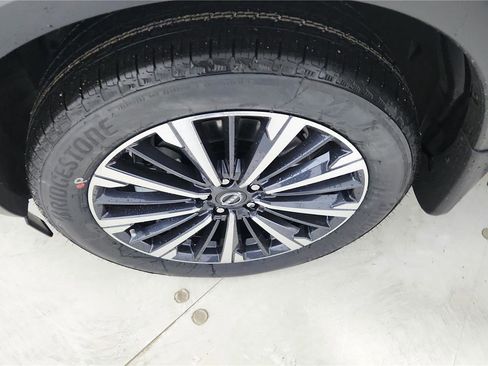 New 2026 Nissan Pathfinder Platinum w/ Cargo Package image 16