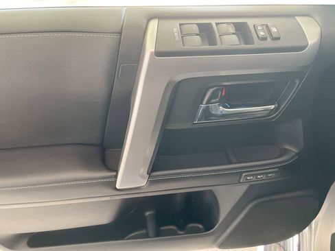 Used 2022 Toyota 4Runner Limited image 13