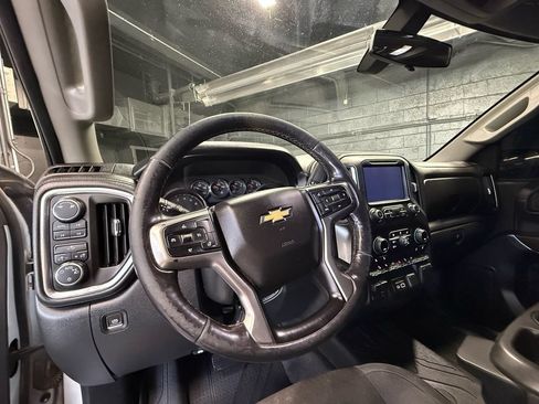 Used 2019 Chevrolet Silverado 1500 LT w/ All-Star Edition AWD/4WD image 10
