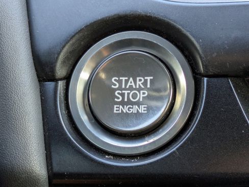 Used 2020 Lexus UX 200 image 30