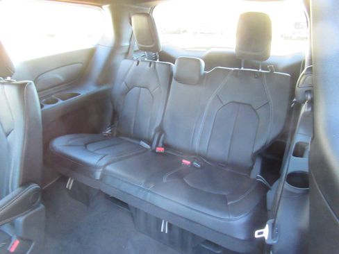 New 2026 Chrysler Pacifica Select image 44