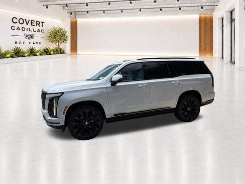 Certified 2026 Cadillac Escalade Platinum Sport w/ LPO, ONYX Package AWD/4WD image 5