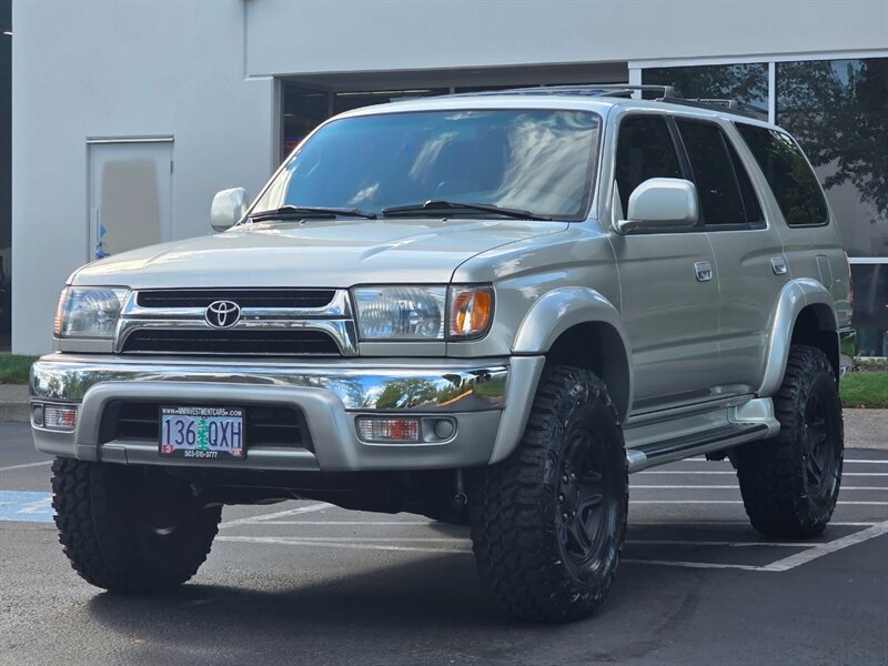 Used 2002 Toyota 4Runner SR5 AWD/4WD image 1
