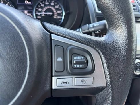 Used 2017 Subaru Forester 2.5i Premium AWD/4WD image 16