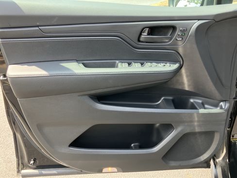 Used 2026 Honda Odyssey EX-L image 14