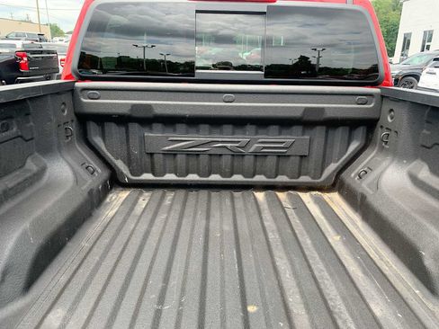 Certified 2024 Chevrolet Colorado ZR2 w/ Safety Package AWD/4WD image 24