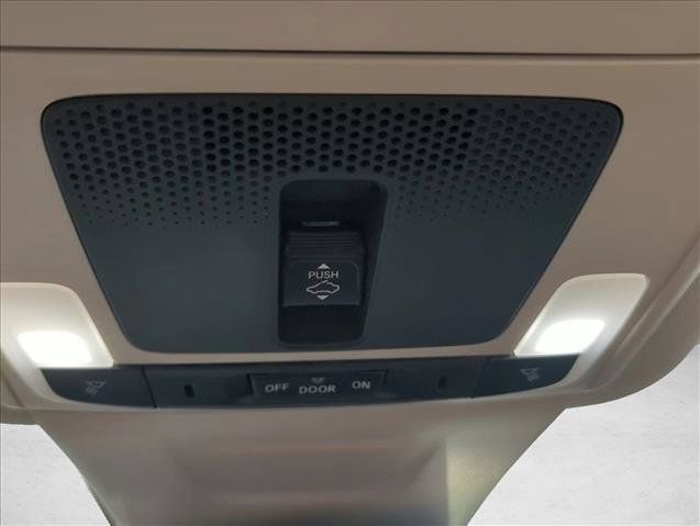 Used 2025 Honda CR-V EX-L image 24