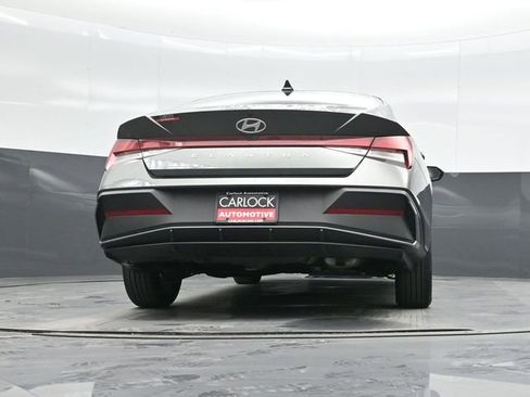 Used 2024 Hyundai Elantra SEL image 37
