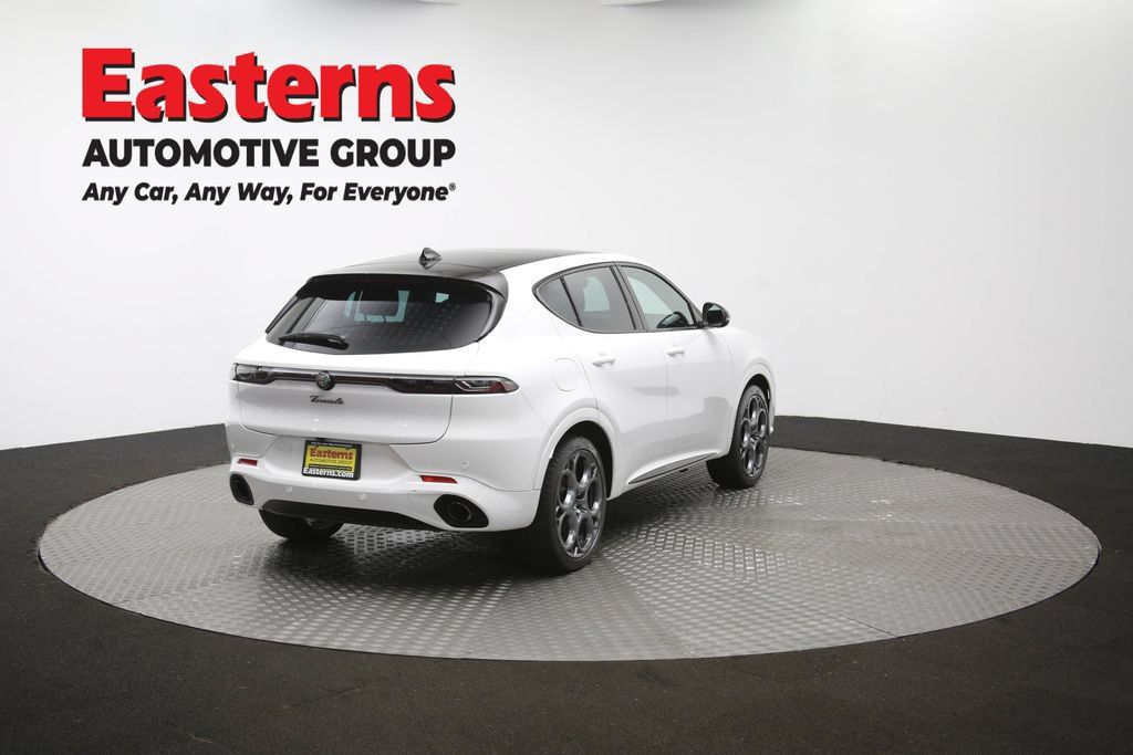 Used 2025 Alfa Romeo Tonale Tributo Italiano AWD/4WD image 42