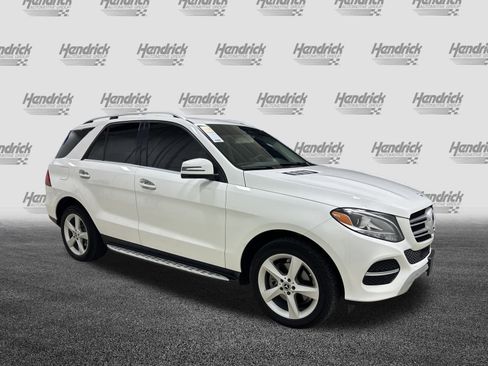 Used 2017 Mercedes-Benz GLE 350 4MATIC image 2