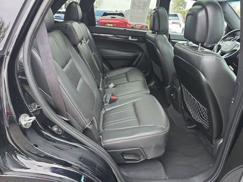 Used 2014 Kia Sorento SX image 31