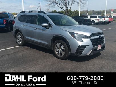 Used 2024 Subaru Ascent Premium w/ Convenience Package