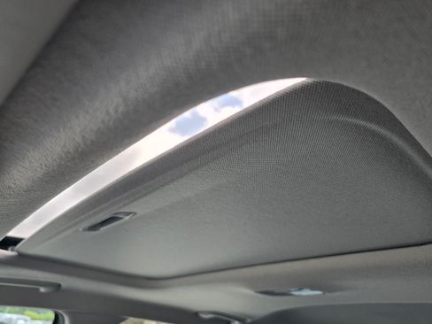 Used 2023 Hyundai Elantra Limited FWD image 24
