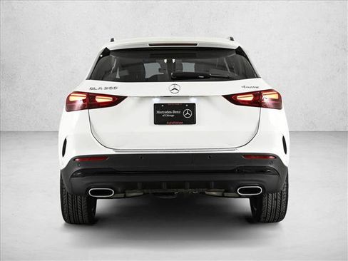 Used 2025 Mercedes-Benz GLA 250 4MATIC image 7