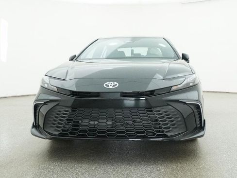 New 2026 Toyota Camry SE FWD image 18