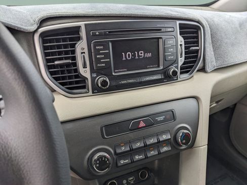 Used 2017 Kia Sportage LX FWD image 23