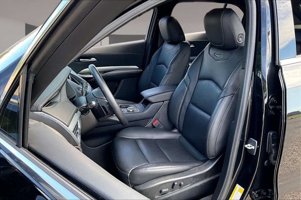 Certified 2023 Cadillac XT4 Premium Luxury FWD image 26