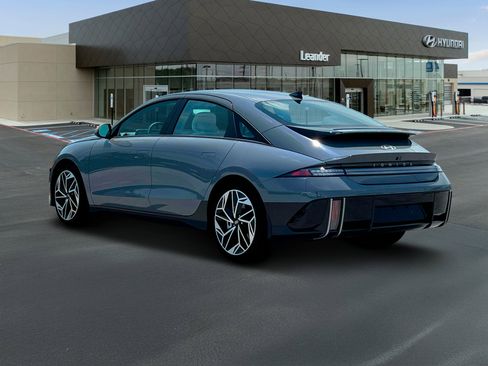 New 2025 Hyundai Ioniq 6 SEL image 5
