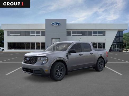New 2025 Ford Maverick XLT w/ XLT Luxury Package FWD image 1