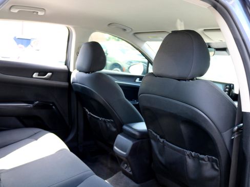 Used 2022 Kia K5 LXS image 40