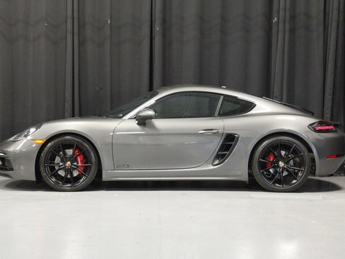 Certified 2018 Porsche 718 Cayman GTS RWD image 2