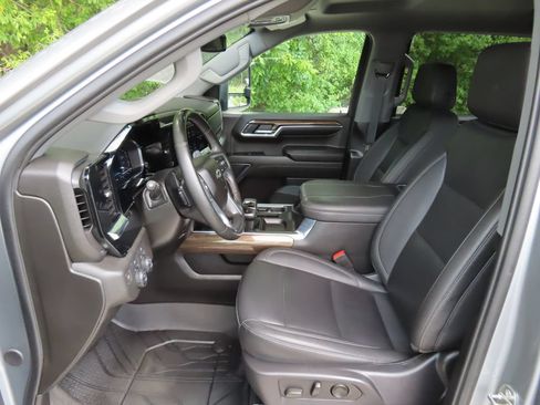 Certified 2024 Chevrolet Silverado 1500 RST w/ True North Edition Plus AWD/4WD image 27