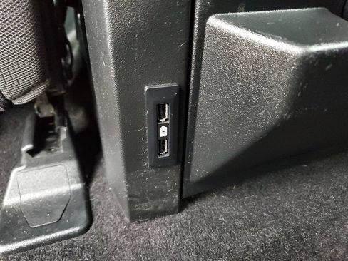 Used 2020 Ford F150 XL w/ Equipment Group 101A Mid AWD/4WD image 12