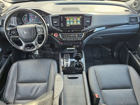 Used 2020 Honda Pilot Elite image 2