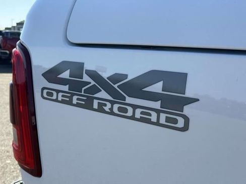 Used 2022 RAM 2500 Limited image 9